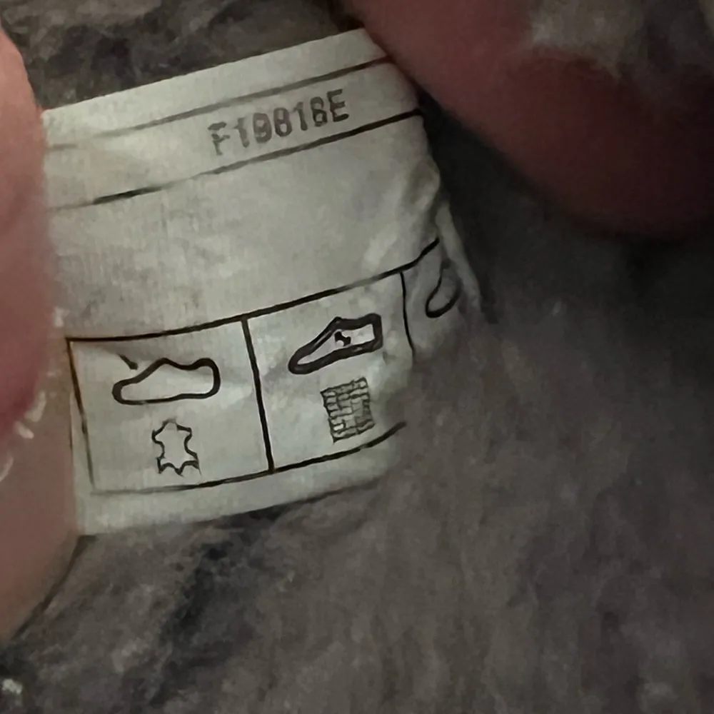 UGG  Ansley Black Suede Leather Slippers Moccasins 1095103 Women’s Sz 7 Fur Lined - Image 10