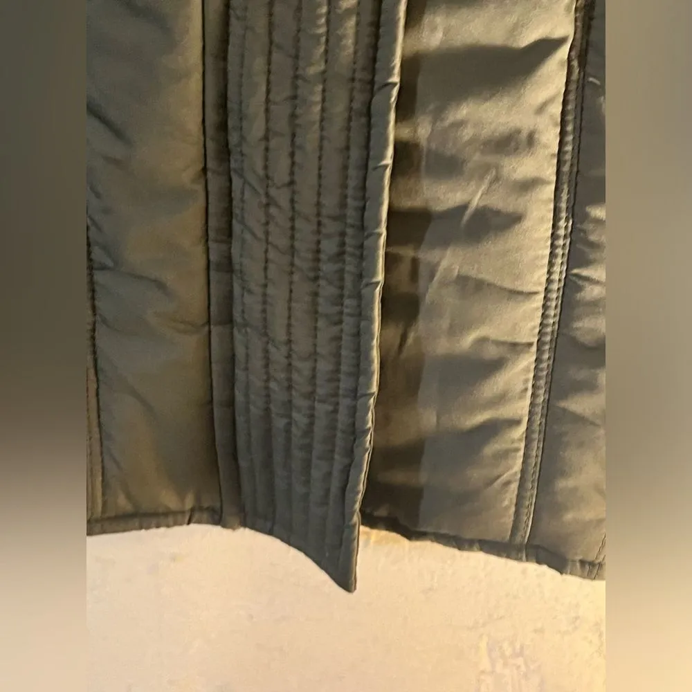 CALVIN KLEIN vest with hood and fur trim, size MEDIUM, Excellent, olive green - Image 5