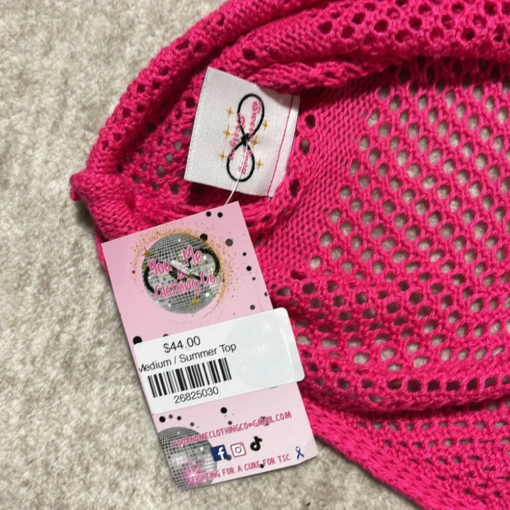 NWT Medium Large hot pink crochet top cute sleeves boutique Sweet Ivey Designs - Image 4