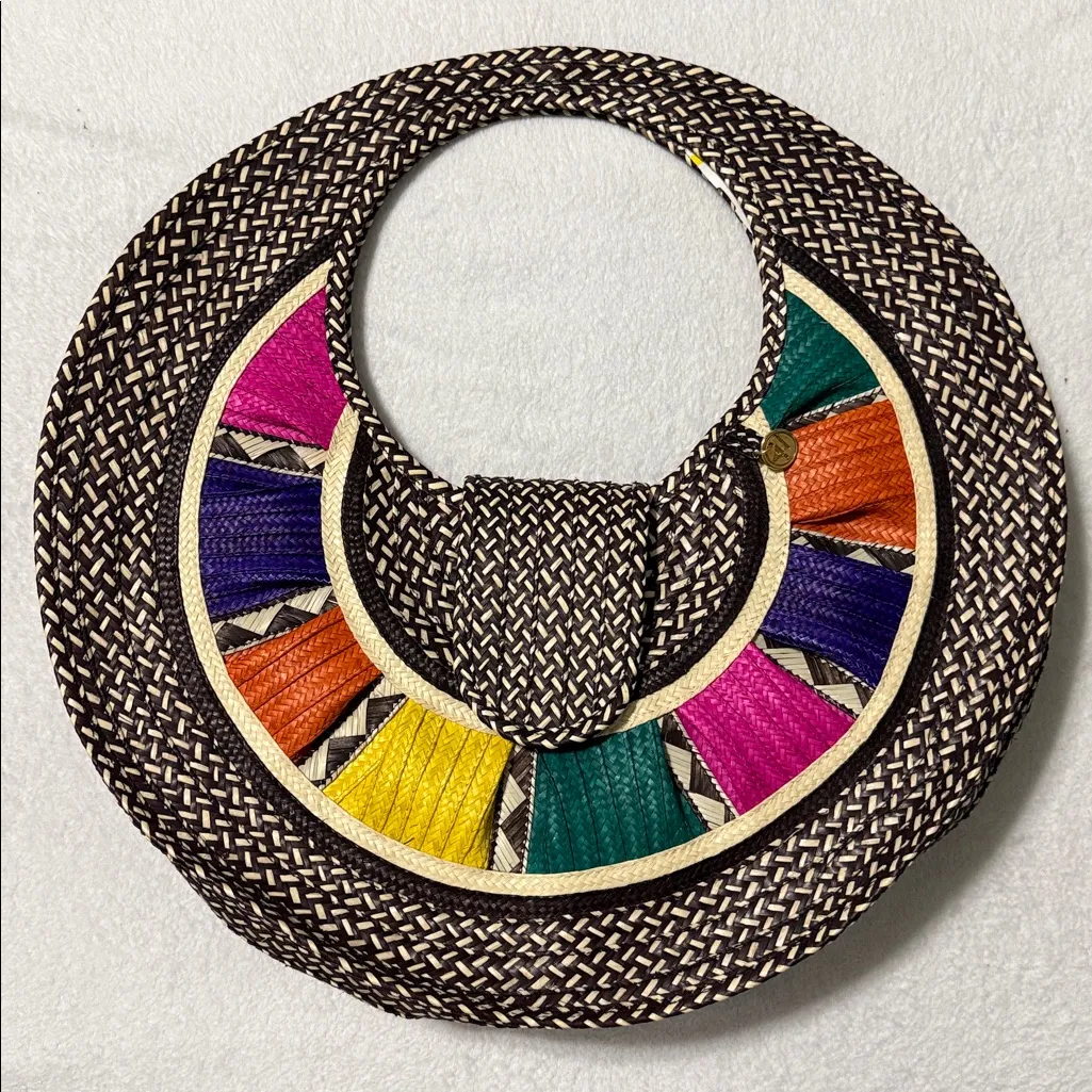 Yancy Handmade Panorama Bag, a colorful woven purse handcrafted by Zenu Brown - Image 2