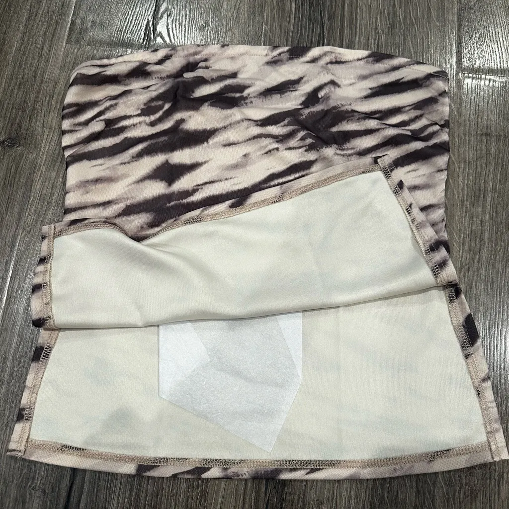 Grey Bandit Tiger Print Strapless Top - Image 11