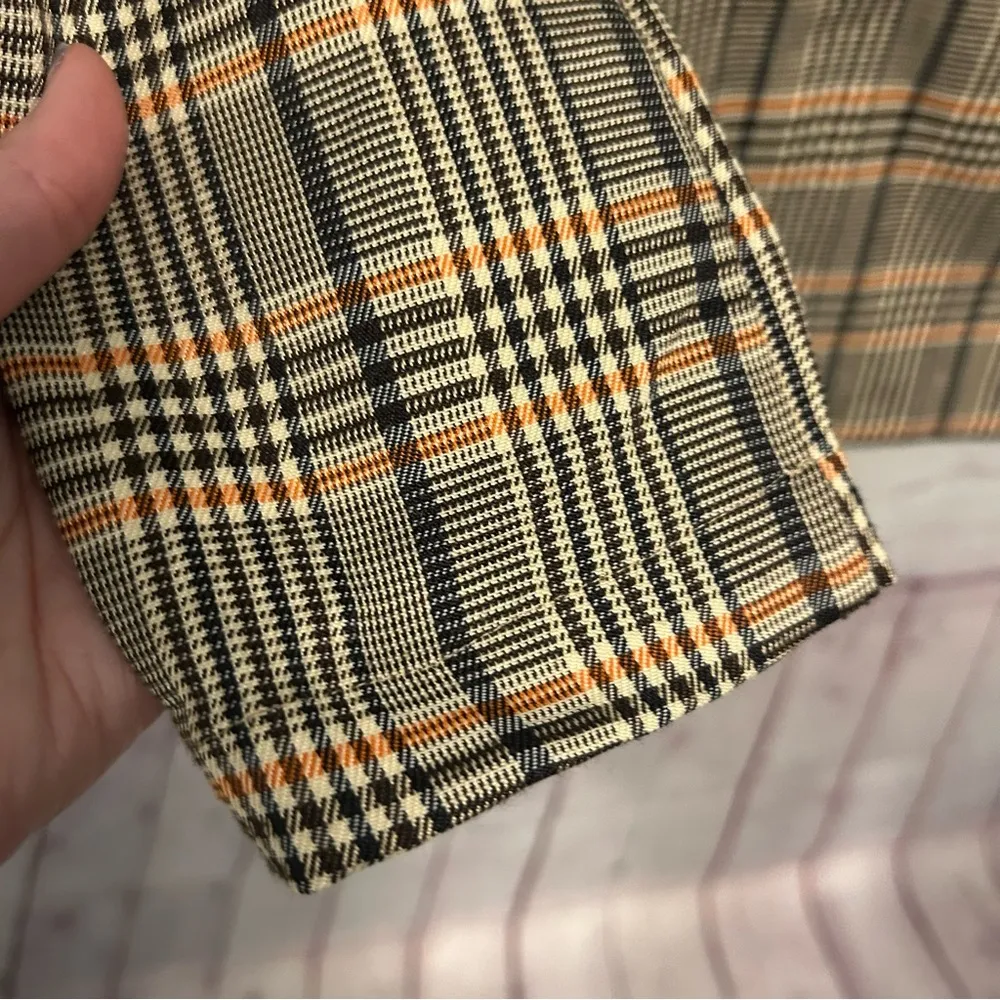 Vila Clothing, preppy plaid, vintage ladies y2k blazer, buttons, size 38 Black - Image 3