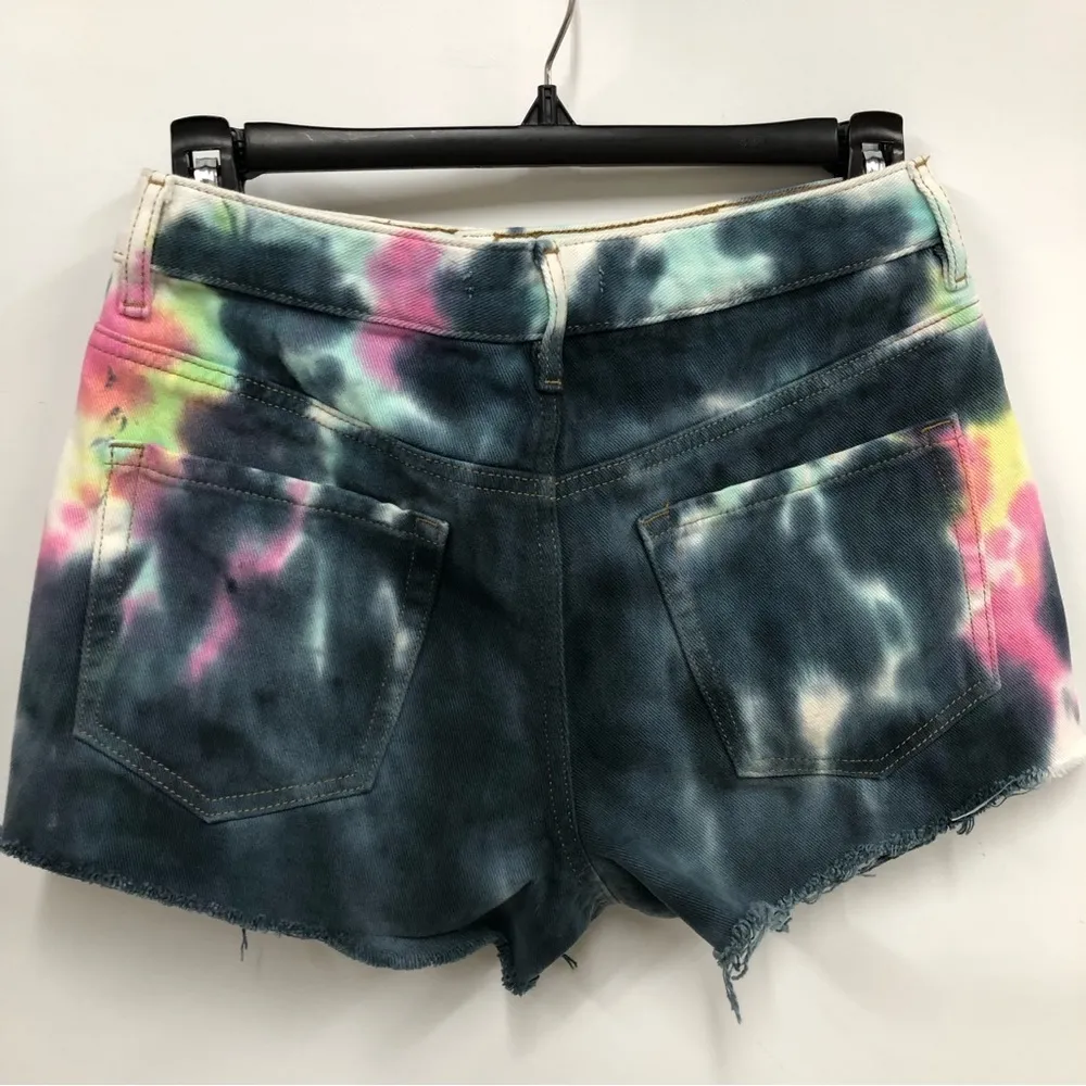 PacSun tie dye denim jean shorts women’s size 25 High Rise Festival - Image 2