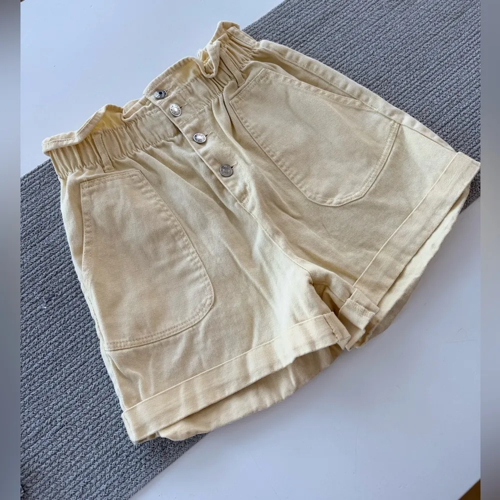 Love Tree Denim Butter Yellow High Rise Loose Fit Denim Shorts Large - Image 5