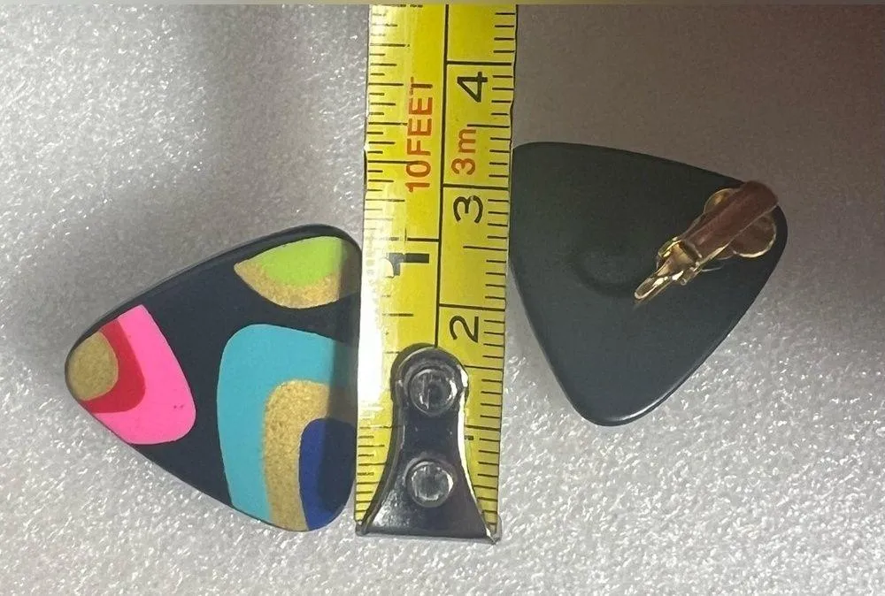 Vintage 80’s Techno Multicolor Triangle Clip On Earrings Black - Image 6