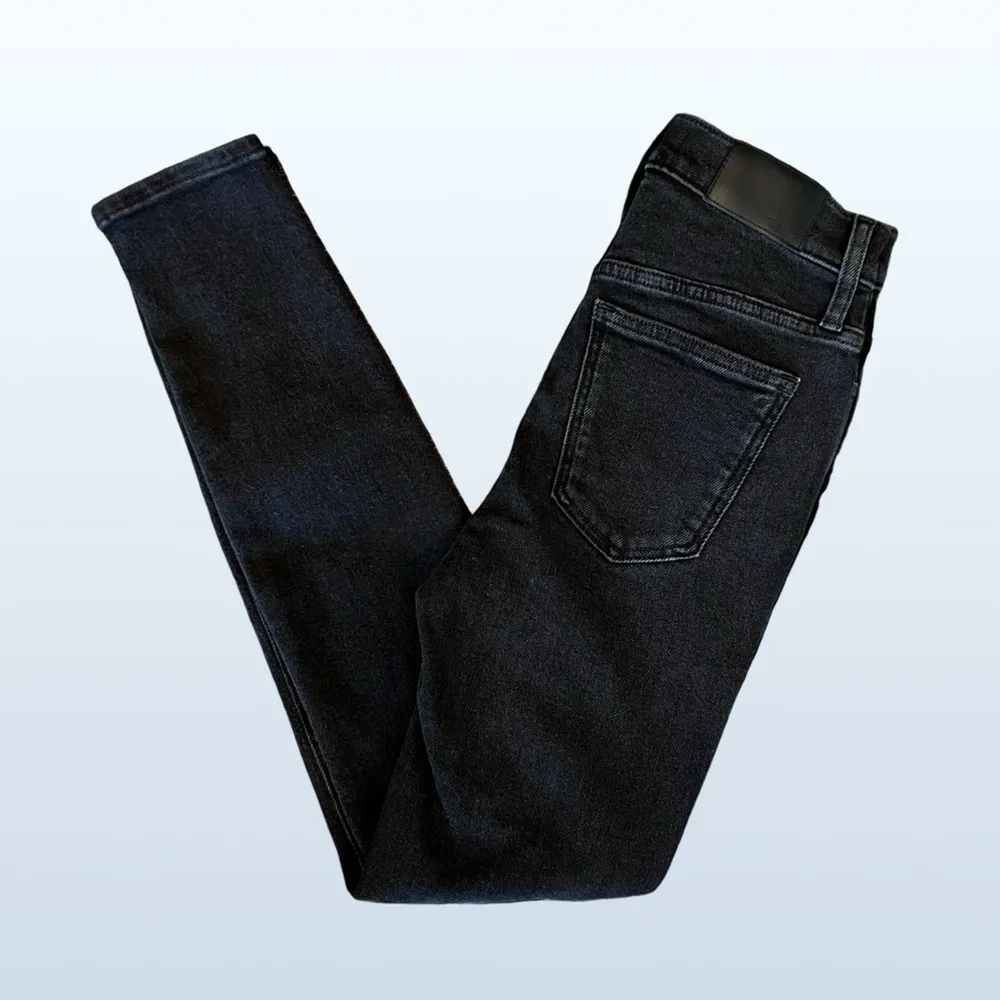 NWT  10" High-Rise Skinny Jeans in Starkey Wash, Women’s Size 26 - Image 4