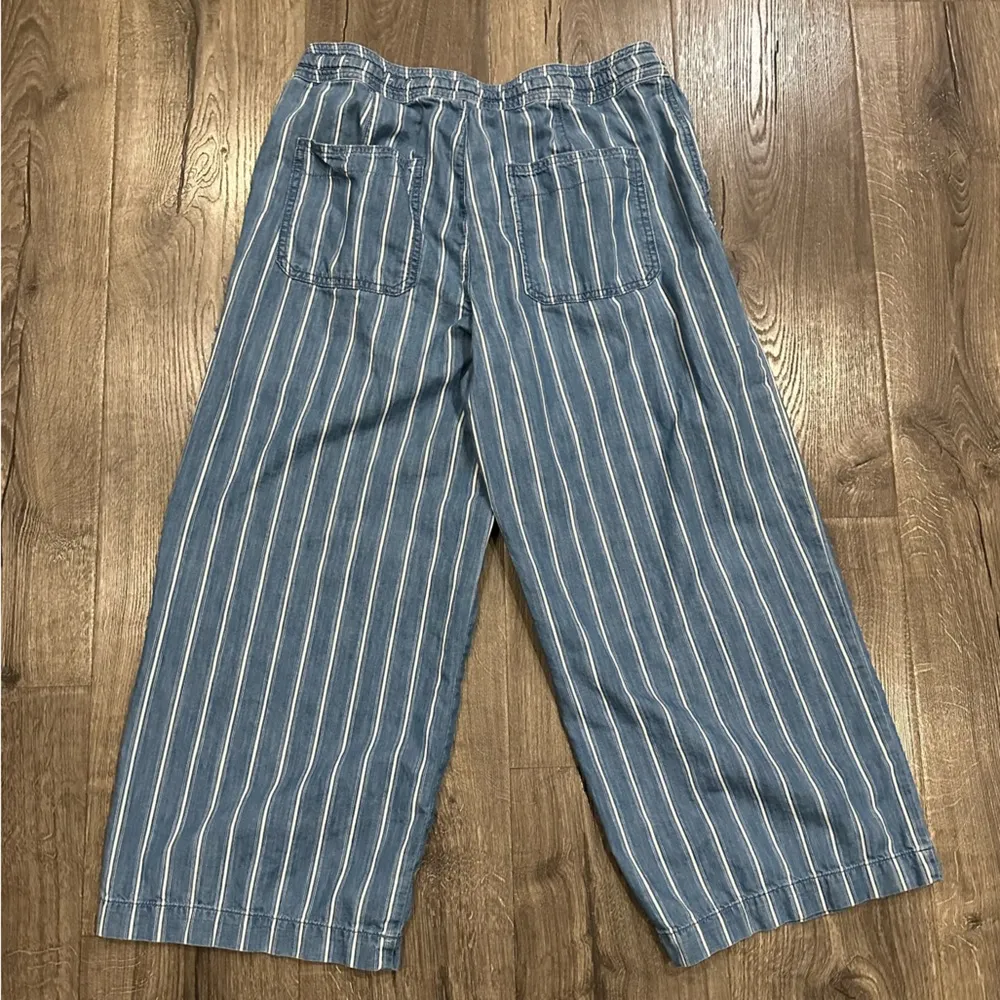 American Eagle Pants High Rise Wide Leg Crop Striped Blue White Women’s 8 Beach - Image 4