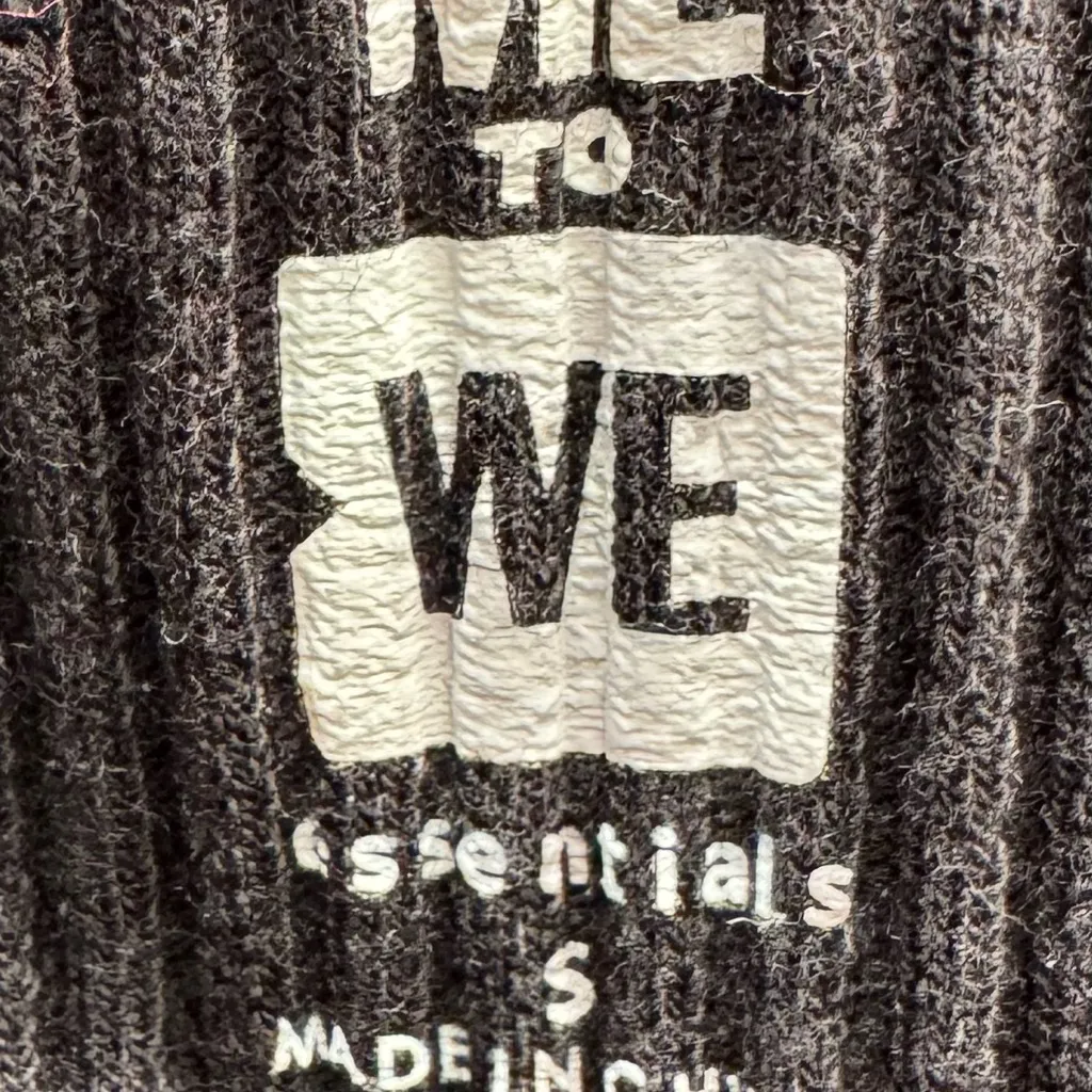 Me to We Black Ribbed Camisole with Striped Straps, size S Y2K crop top casual - Image 4