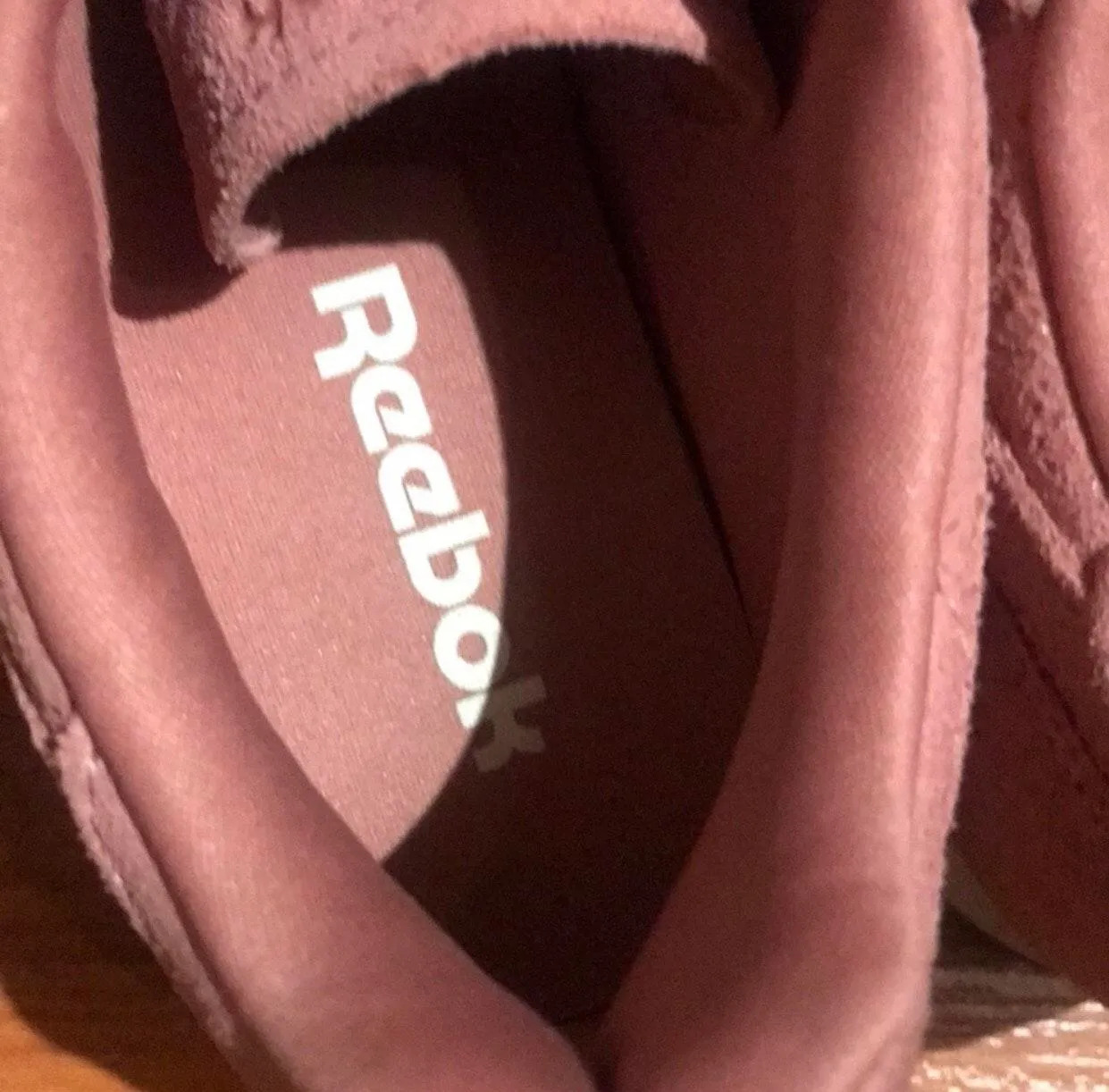 classic Sneakers - Image 10