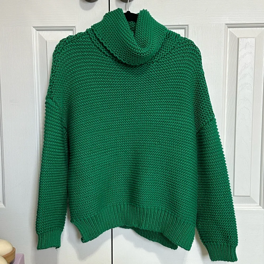 Blushing Heart Evergreen Knit Sweater Kelly Green Small/Medium - Image 3
