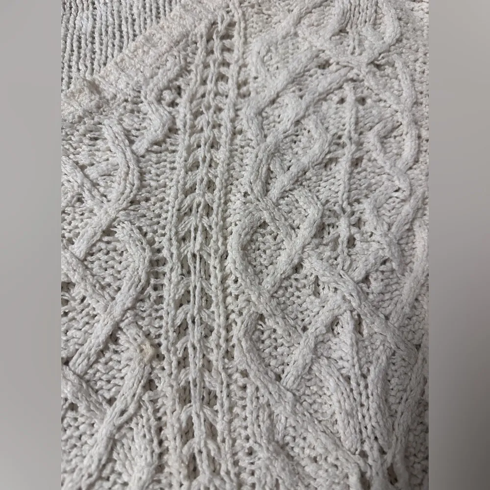 Free People V-Neck Cable Knit Fringe Sweater; cream color; size Smalll - Image 5