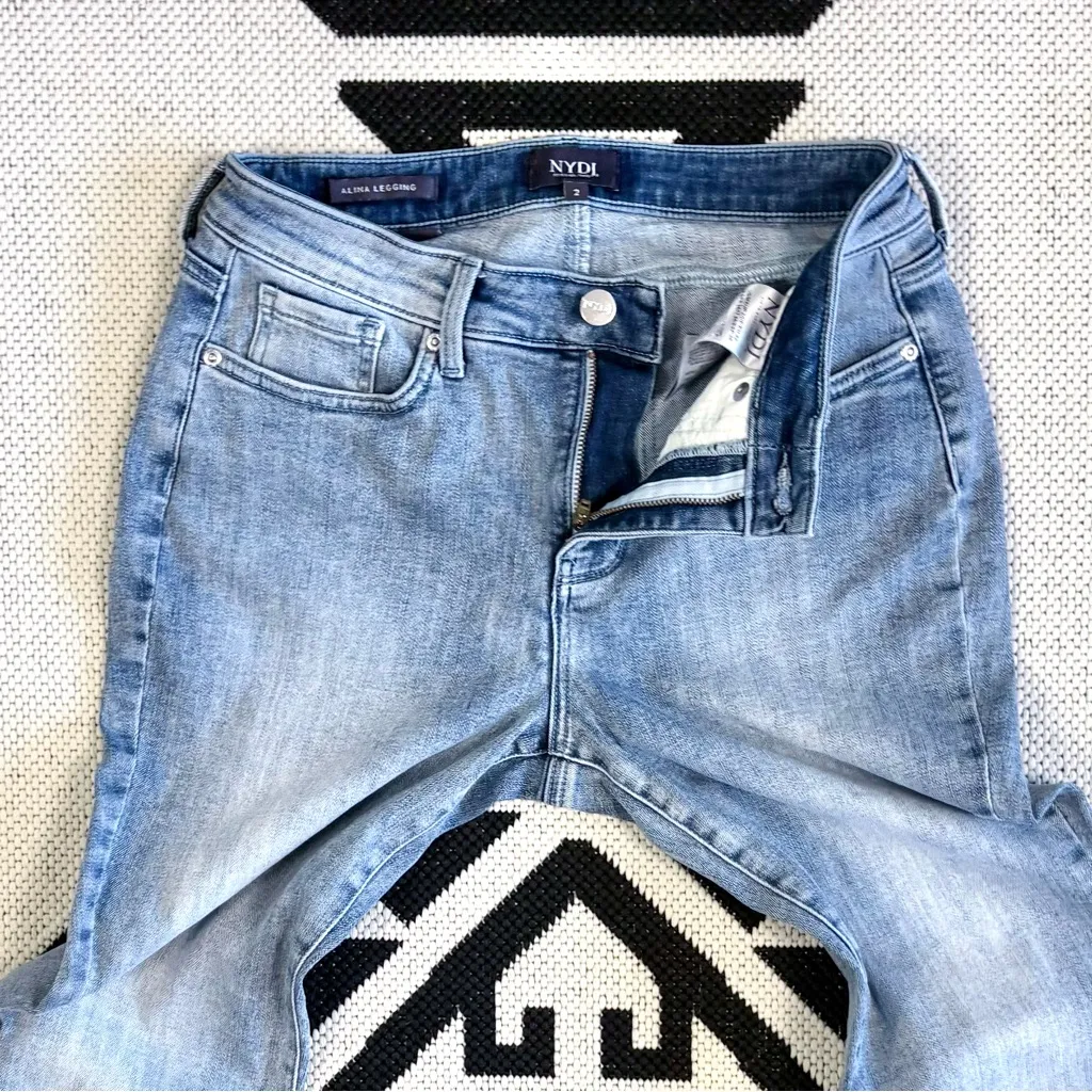 NYDJ Alina Legging Jean in Clean Affection Size 2 - Image 8