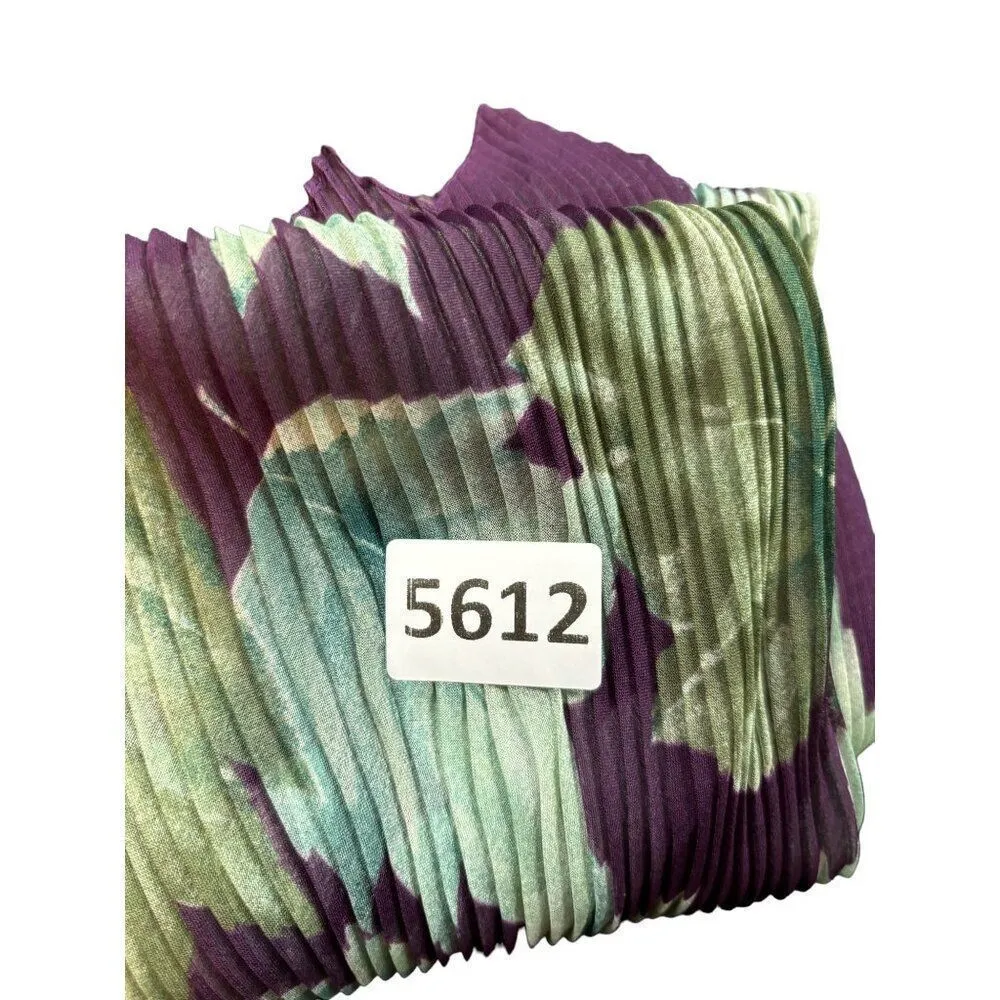 Vintage Floral Pleated Silk Scarf Purple & Green 26" x 26" - Image 8