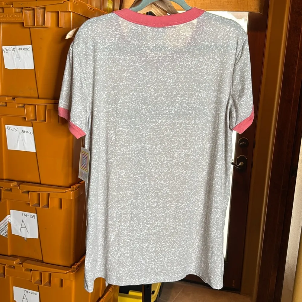 NWT Lularoe Liv It’s All Peachy Short Sleeve Gray Peachy Coral Tee Size Large - Image 8
