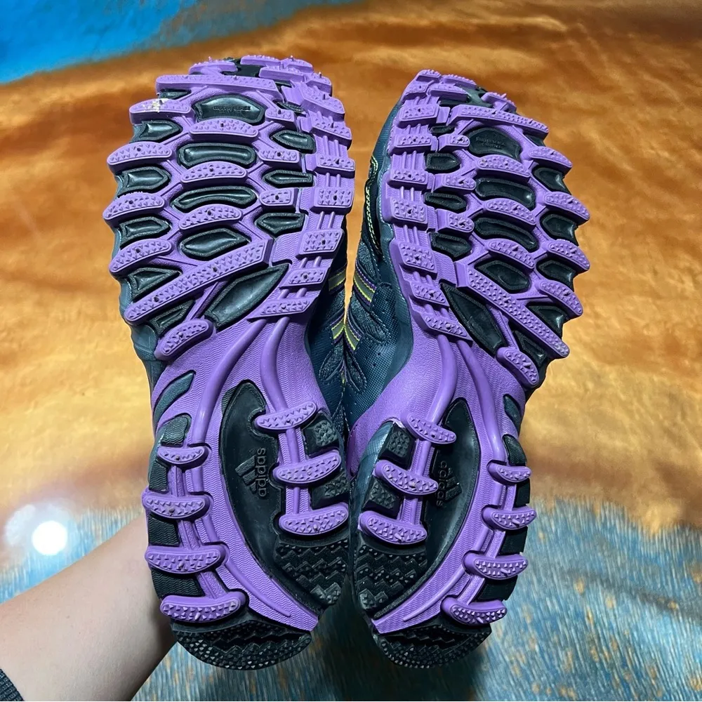 Adidas Kanadia TR Trail running shoes purple gray yellow size 8 - Image 8