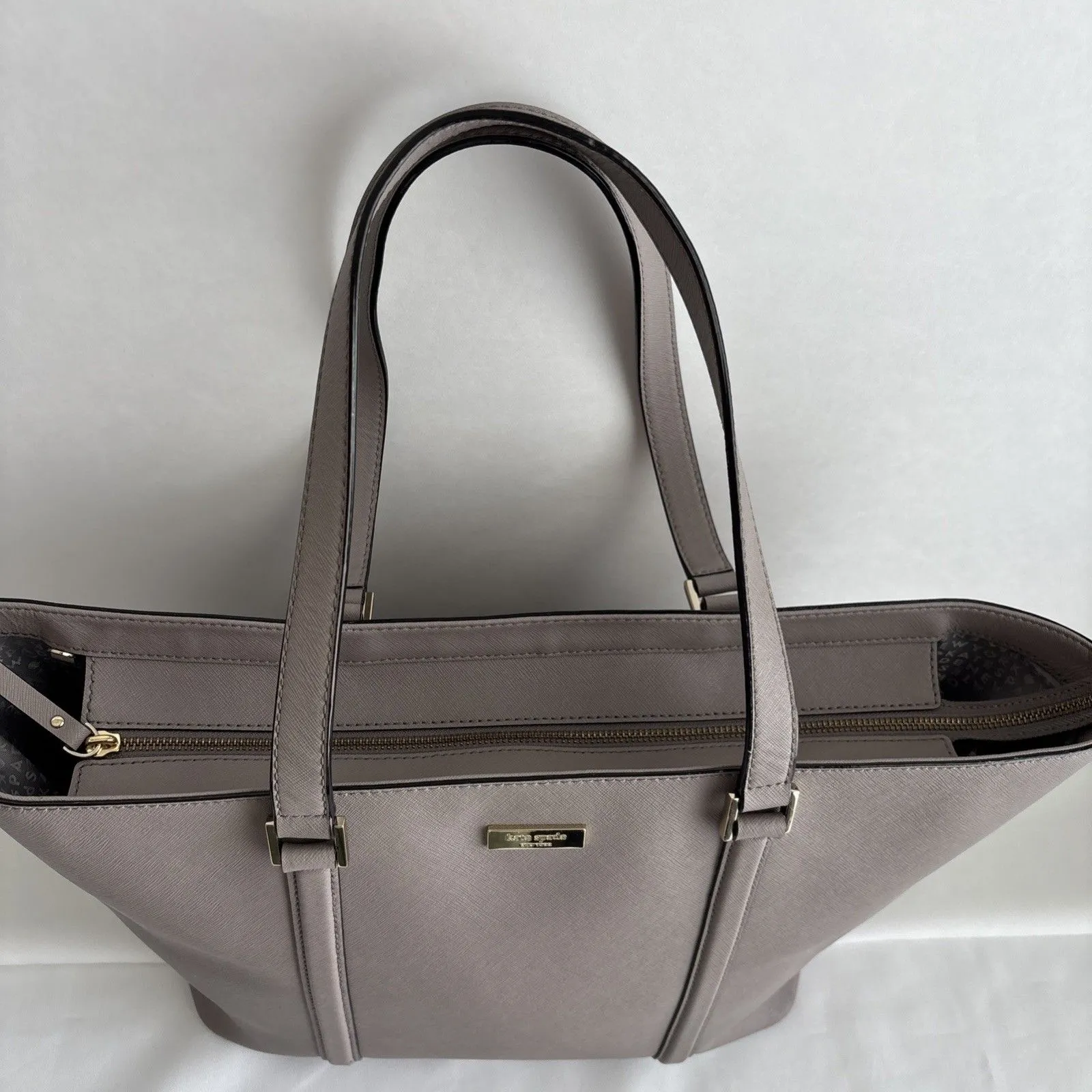 Kate Spade New York Briar Newbury Lane Saffiano Leather X-Large Tote Bag - Image 2