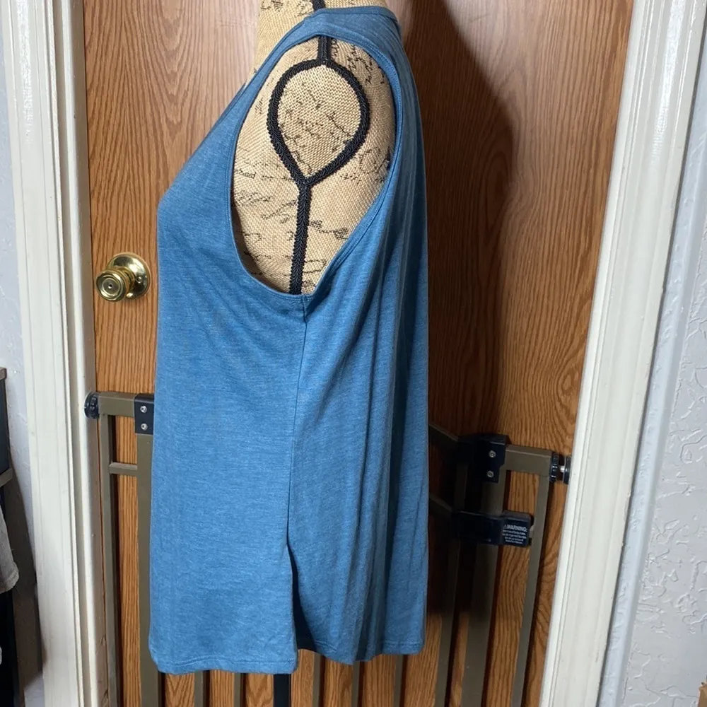 NWT LuLaRoe Tank Top Blue Rock & Roll Size XL - Image 2