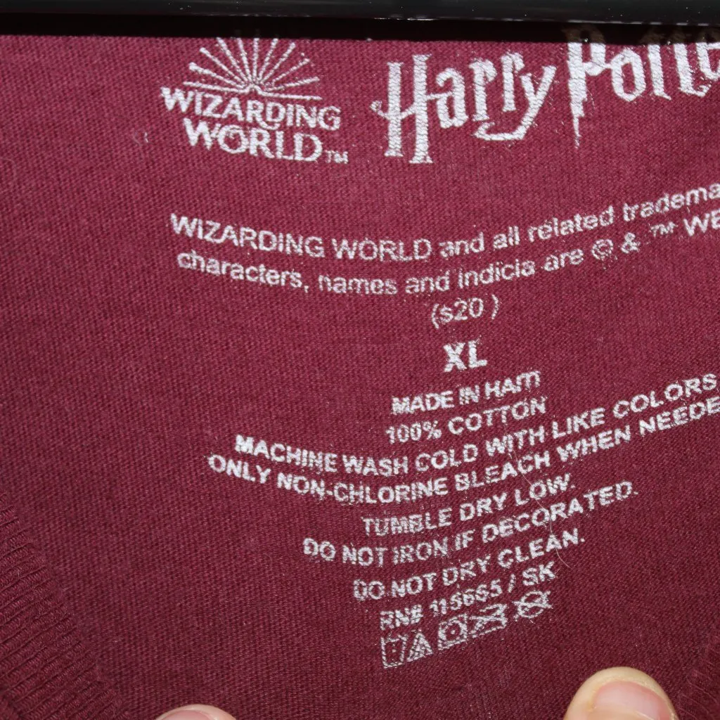Harry Potter Gryffindor Quidditch Wizarding World of HP T - Image 9