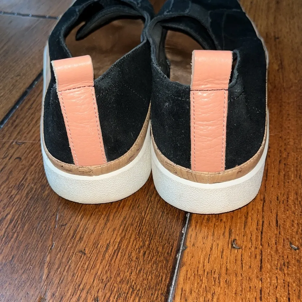 Vionic Suede Levy Slip On Sneaker - Image 4