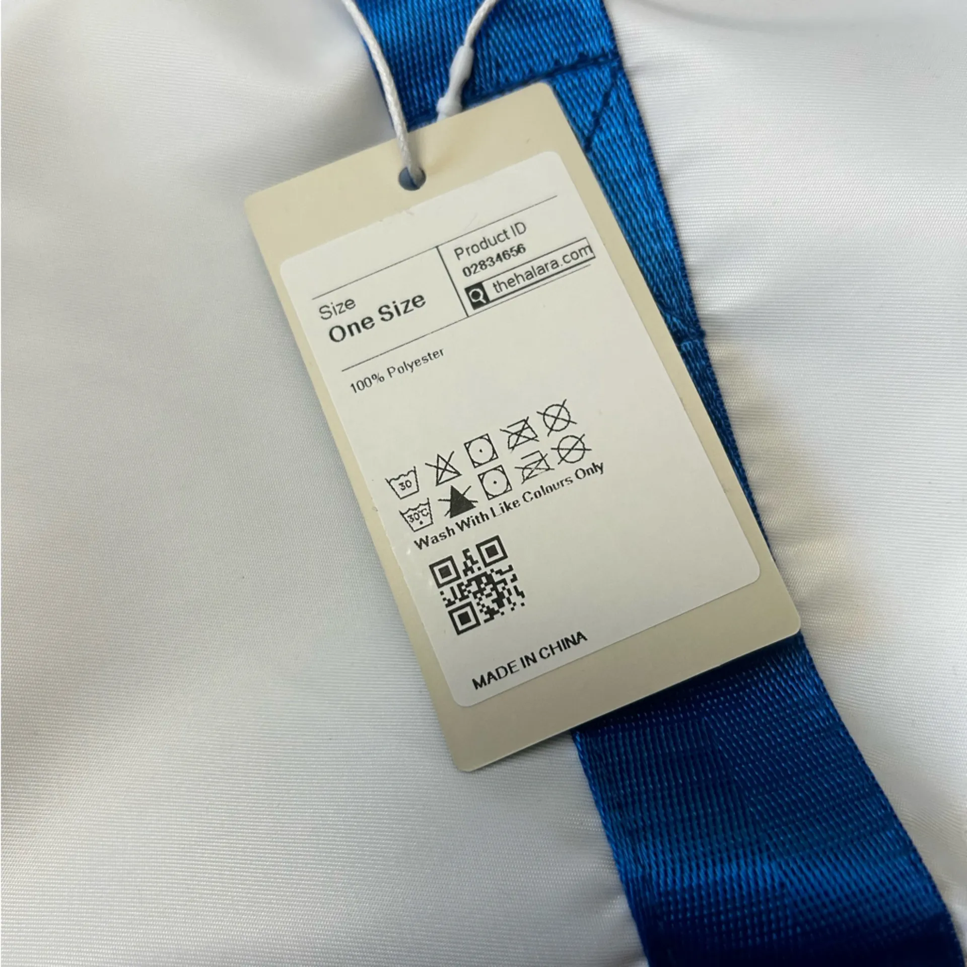 NWT Halara Weekender White & Blue Zipper Gym Duffle Bag with Shoulder Straps - Image 9