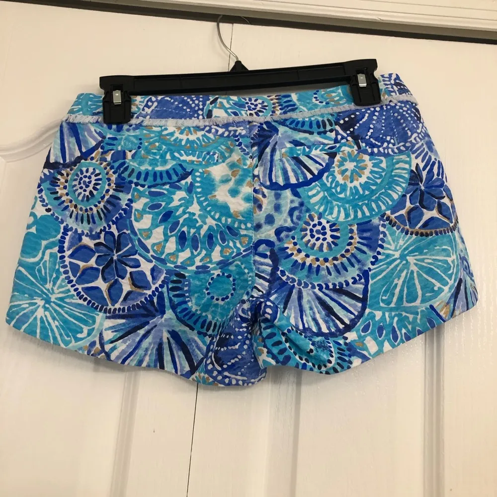 NWT Lilly Pulitzer 4” Adie shorts turquoise oasis half shell metallic 00 - Image 2