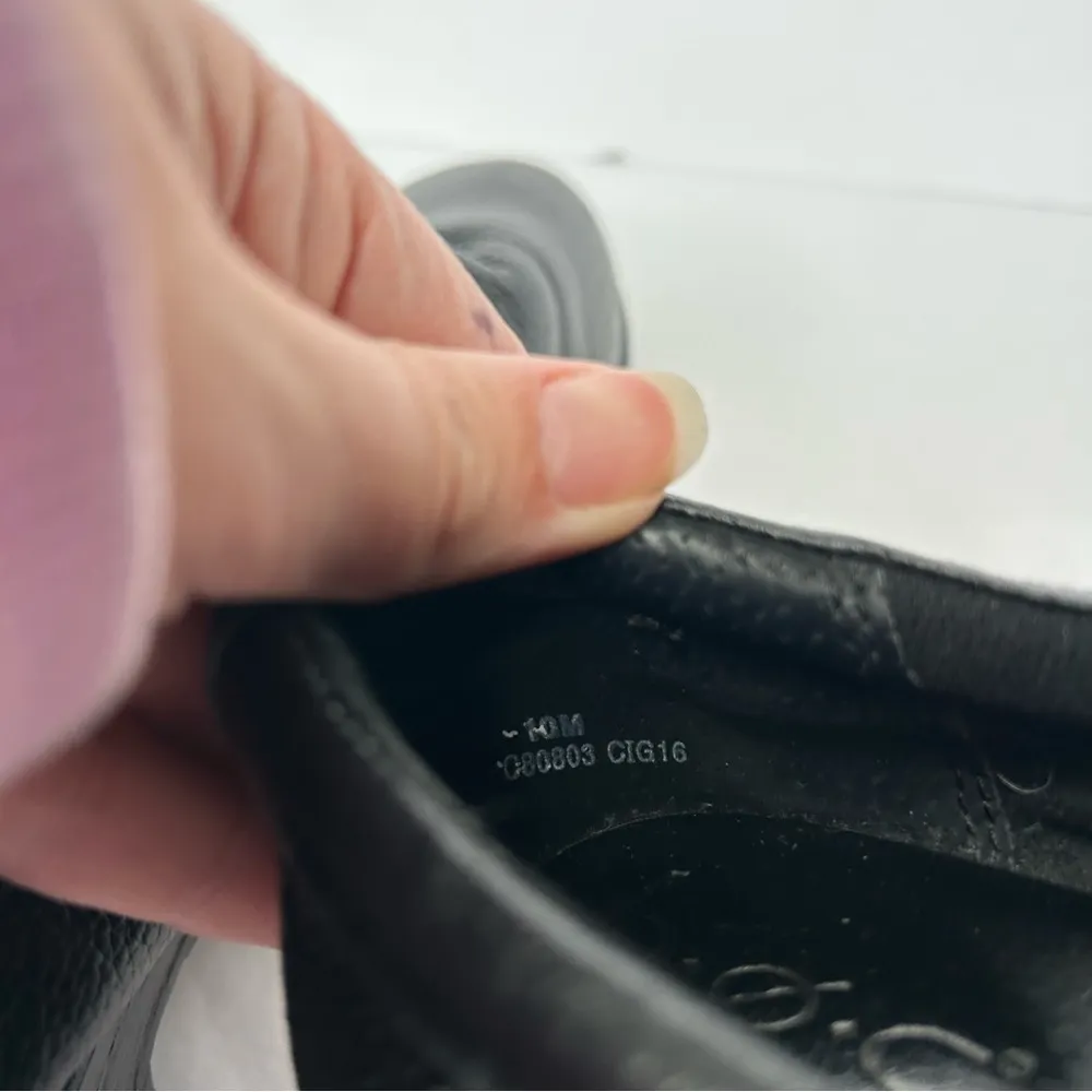 BOC Born Black Textured Leather slip on Mules shoes 10 - Image 11