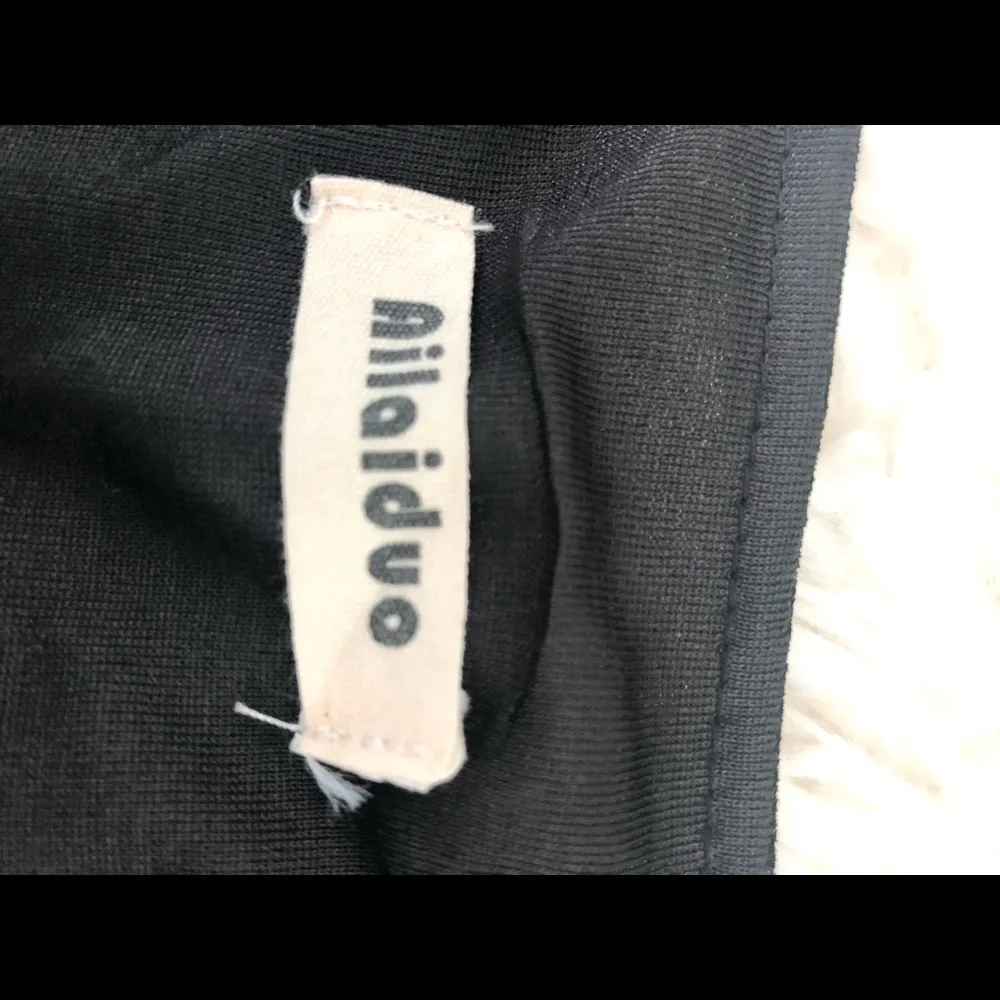 Ailaduo Black dress with shear sleeves Size L - Image 58