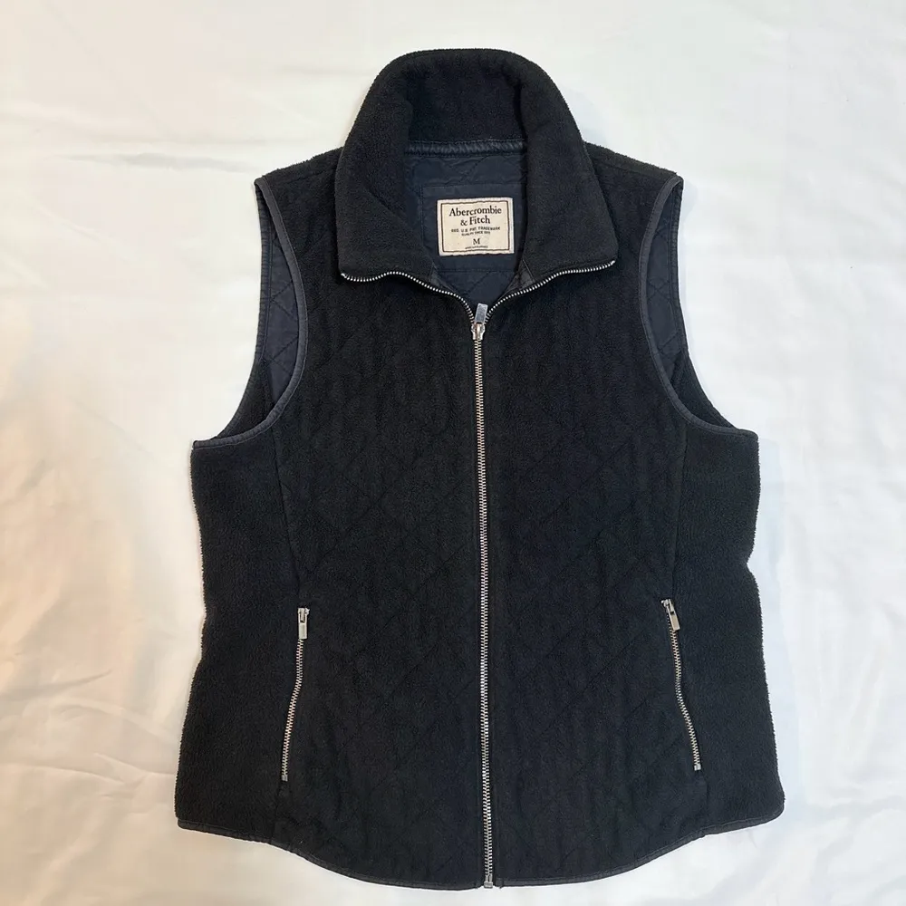 Fleece Quilted Vest - Black - M - Image 5