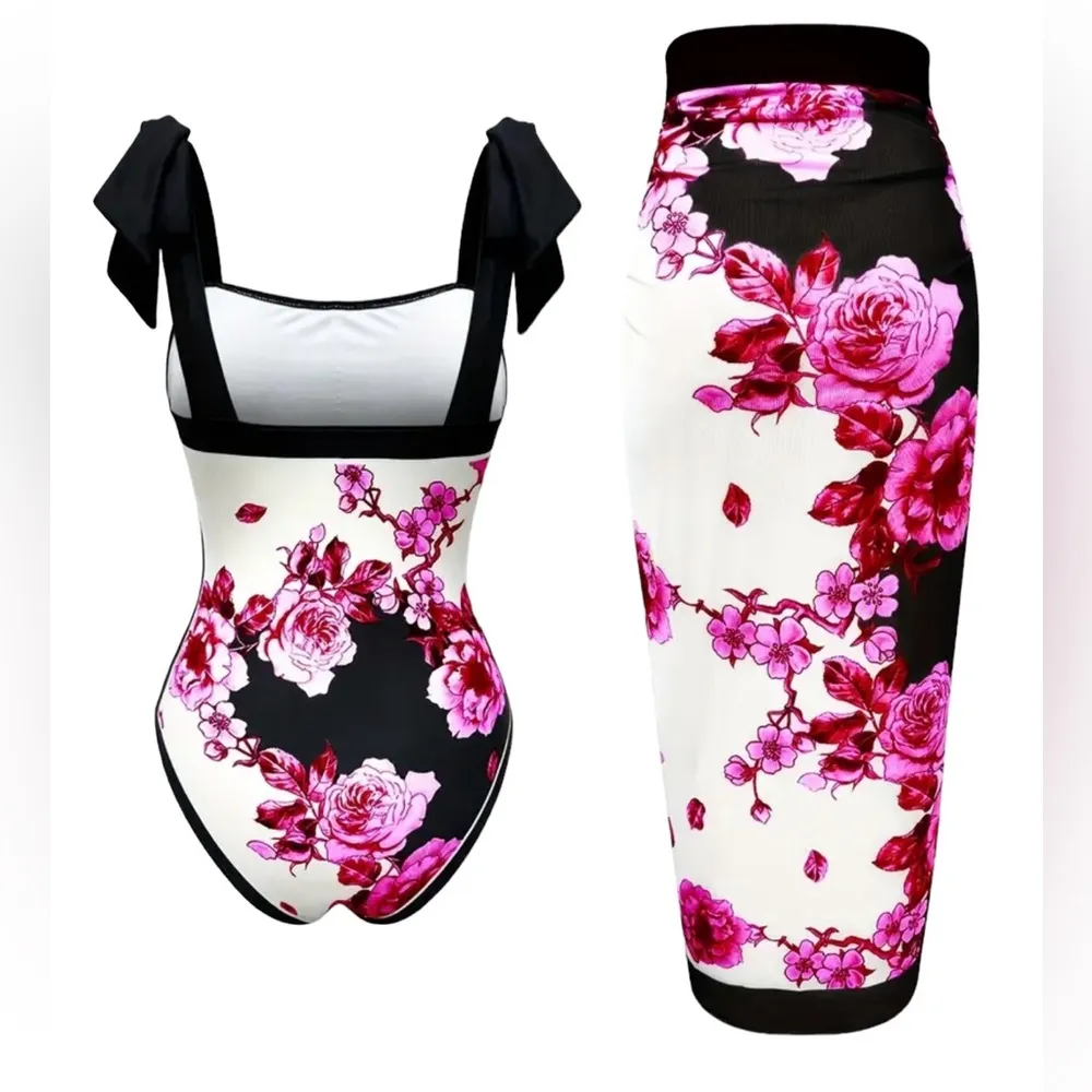 NWT AD Floral Pattern 2 Piece Swimsuits Rose Red Size M - Image 3