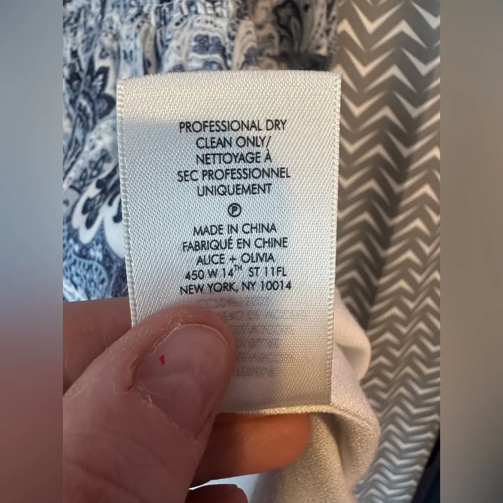 Alice + Olivia | Blue & White Paisley Cold Shoulder "Jolene" Dress, Size 2 - Image 10