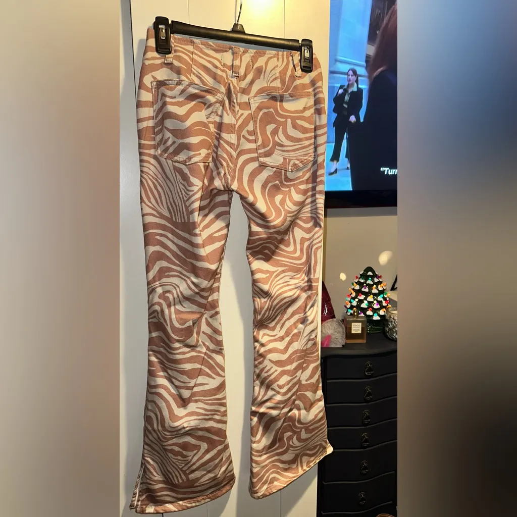 FREE PEOPLE We The Free Level Up Slit Slim Flare Printed Jeans In Marble Zebra - Image 6