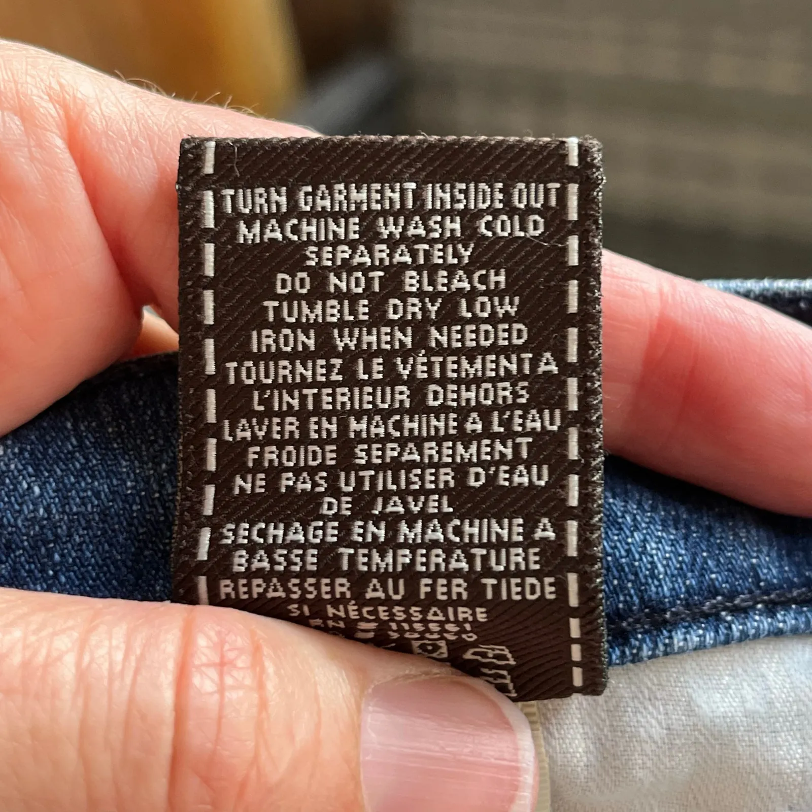 7 For All Mankind Women's Blue Denim Bermuda Jean Shorts Size 32 - Image 10