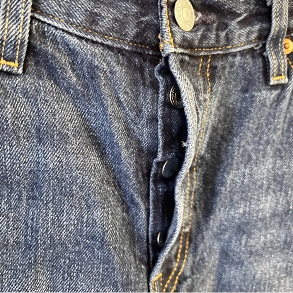 Levi’s 501 Cut Off Jean Shorts High Rise Raw Hem Size 28 Dark Blue Wash - Image 3