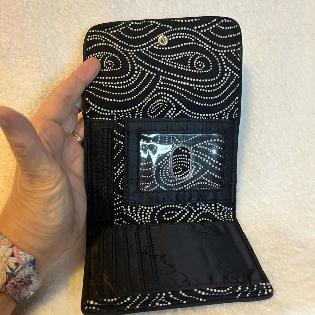 Vera Bradley Northern Lights Fall 2016 Pattern Trifold Wallet - Image 4