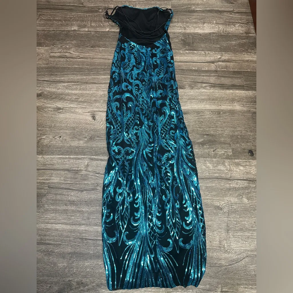 Elegant Teal Maxi Dress with Slit Blue Size undefined - Image 6