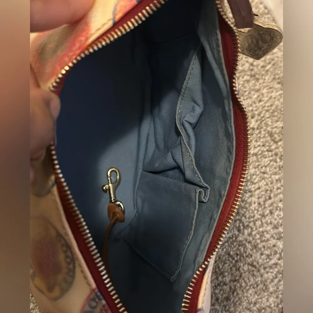 Y2K Vintage  Dooney and  Bourke Canvas Coated Small Shoulder Bag - Image 14