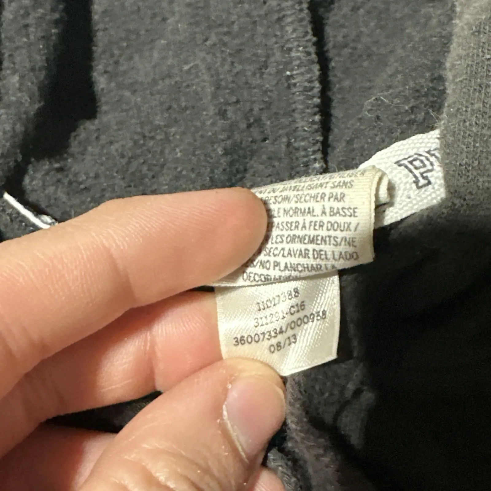 Victoria Secret Pink Sweater Women's SZ M Black Felt Hoodie Pullover Pockets Y2K - Image 6