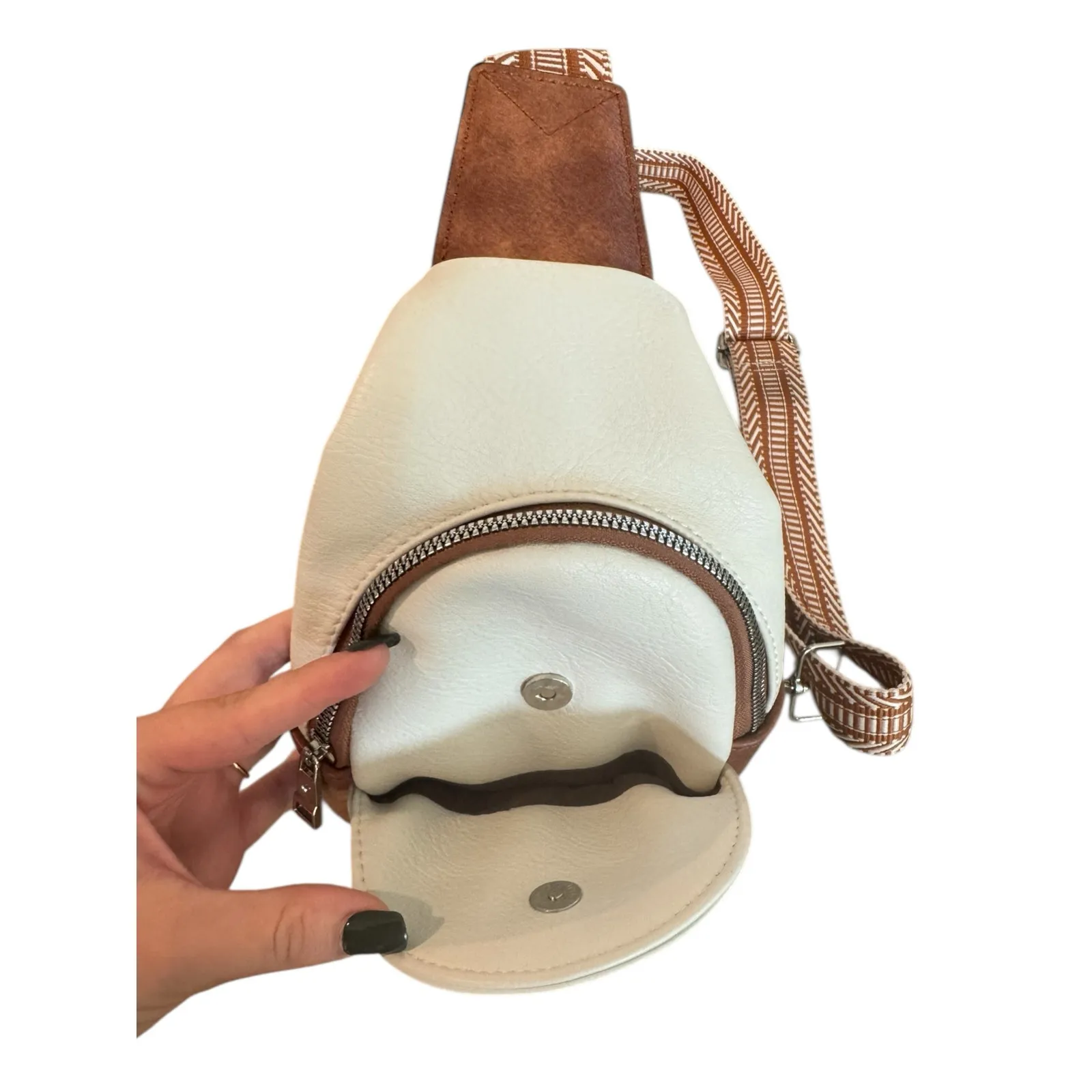 CLUCI Cream & Brown Sling Crossbody Bag with Patterned Strap - Image 4