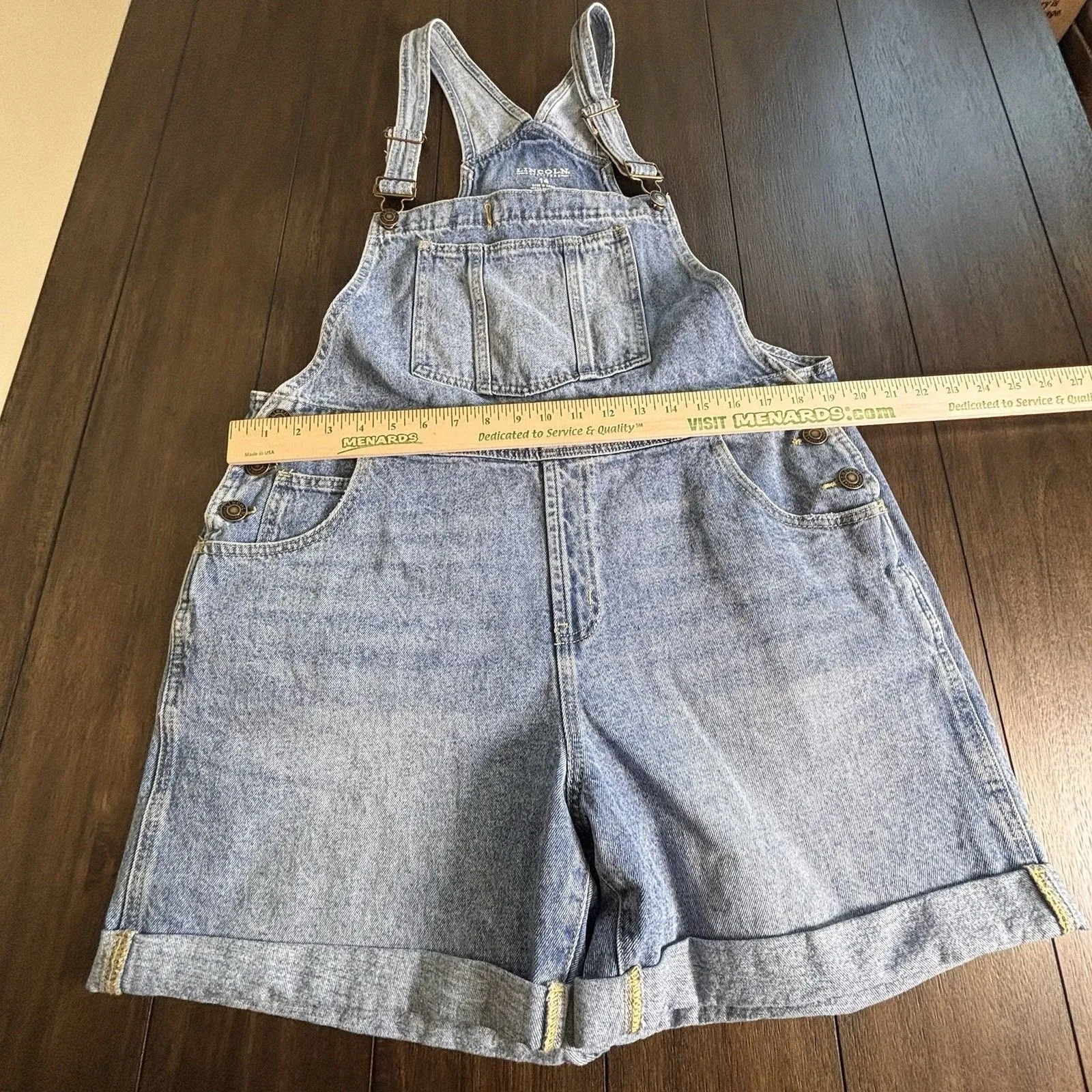 Lincoln Outfitters Denim Overalls Shorts Womens 14 Light Wash Adjustable Straps - Image 3