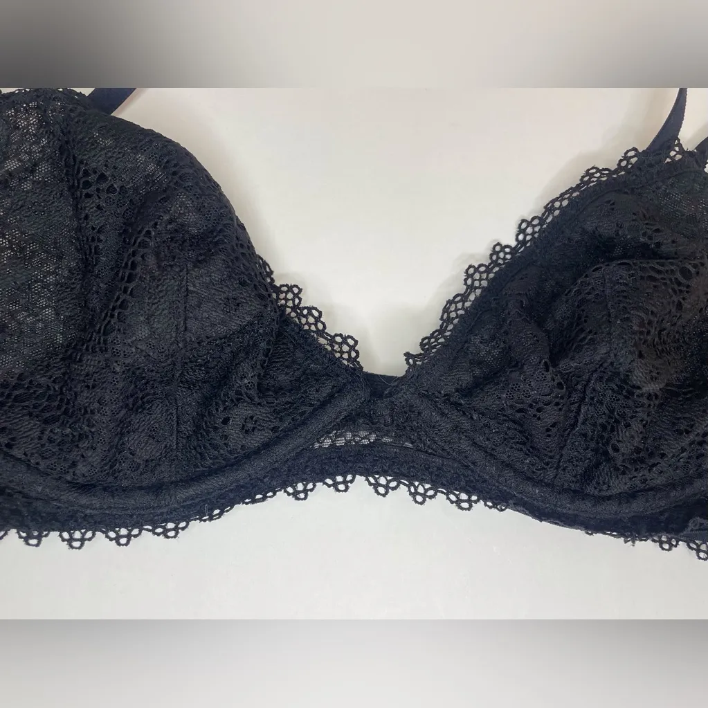 Victoria's Secret Black‎ Lace Underwire Bra Size M - Image 3