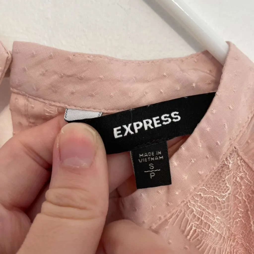 EXPRESS Light Baby Pink Textured Swiss Dot Lace Trim High Neck Coquette Blouse S - Image 4