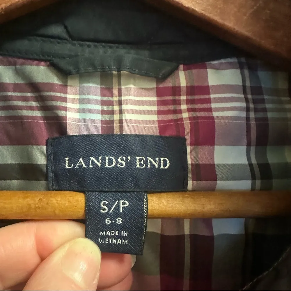 Lands’ End Navy Midnight Quilted Jacket Size Small - Image 4