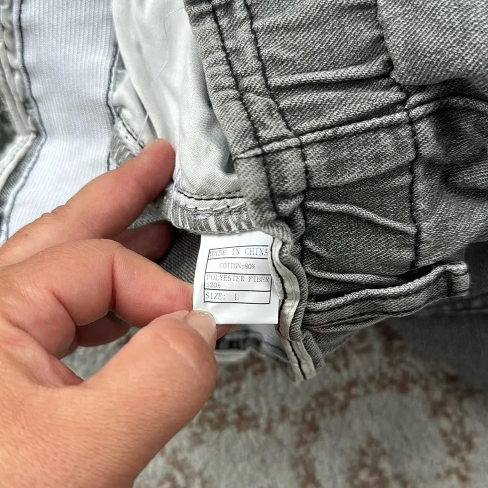 Denim Elastic High Waist Cuffed Shorts Black Large - Image 4