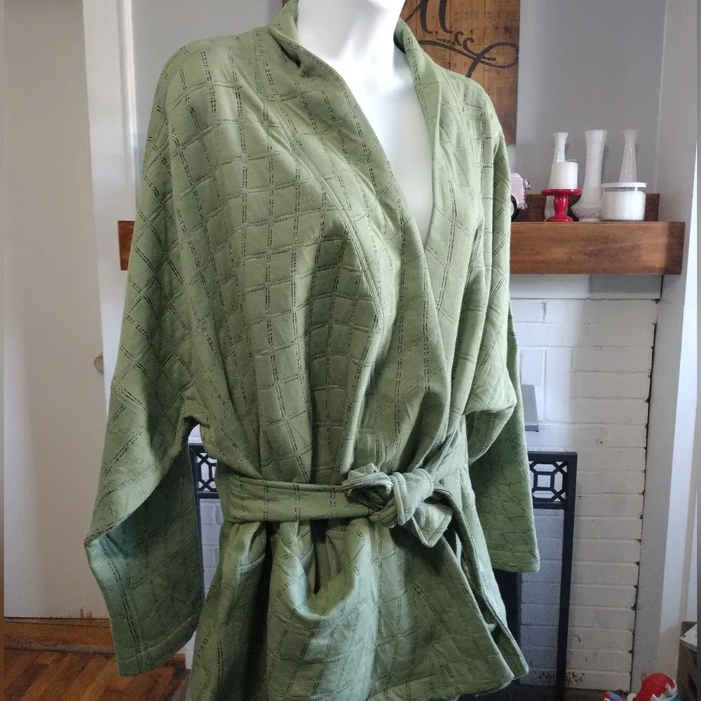 NEW  Yoga Green reversible Wrap Sweater - Image 4
