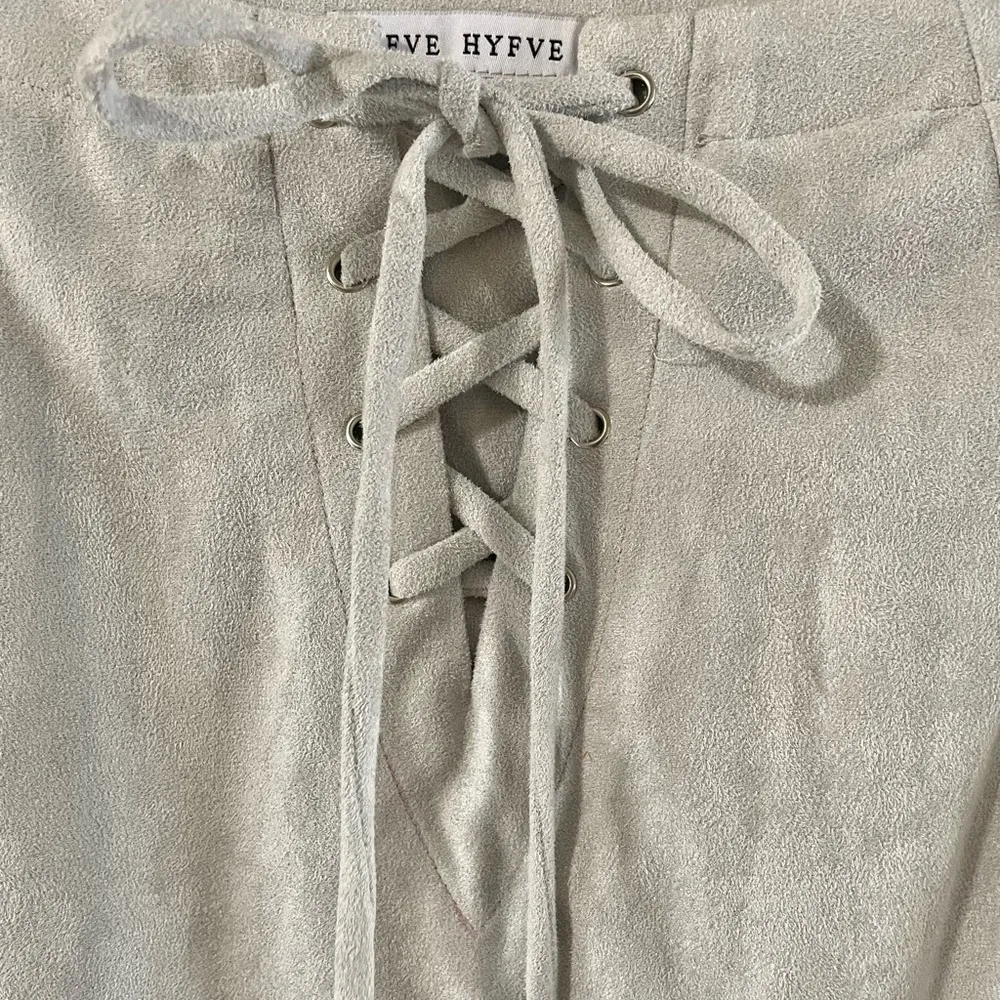 𝅺hyfve light gray faux suede miniskirt lined - Image 4