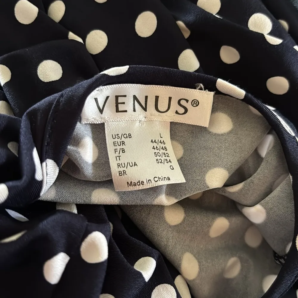 Venus Wide Leg Belted Jumpsuit Sz L Navy White Polka Dot Wrap Bust SS Cropped - Image 6