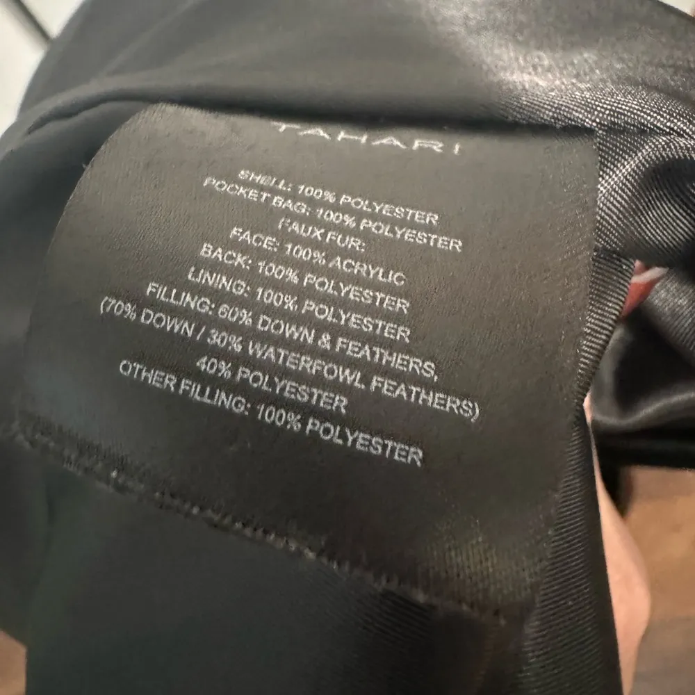 Tahari Down Coat parka with fur hood burgundy black XXL - Image 5