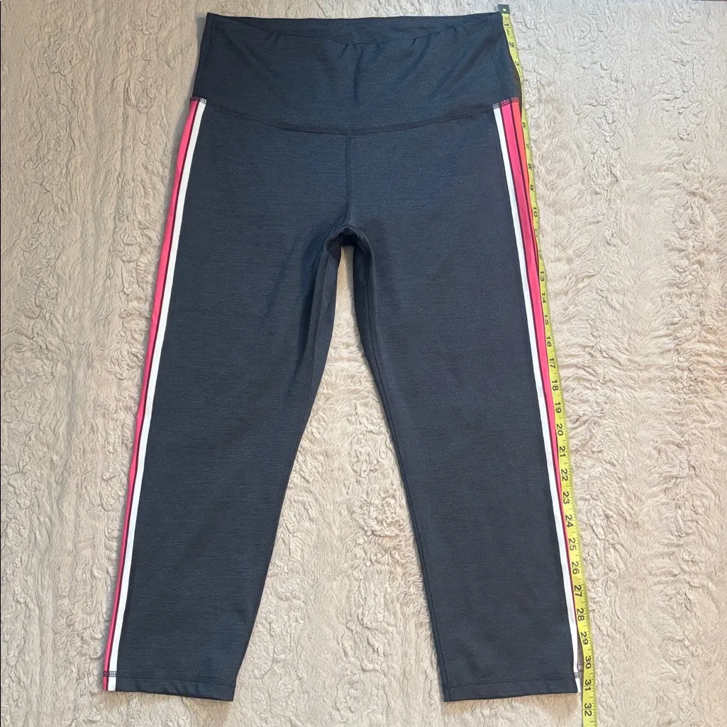 Old Navy Active size L go-dry - Image 2