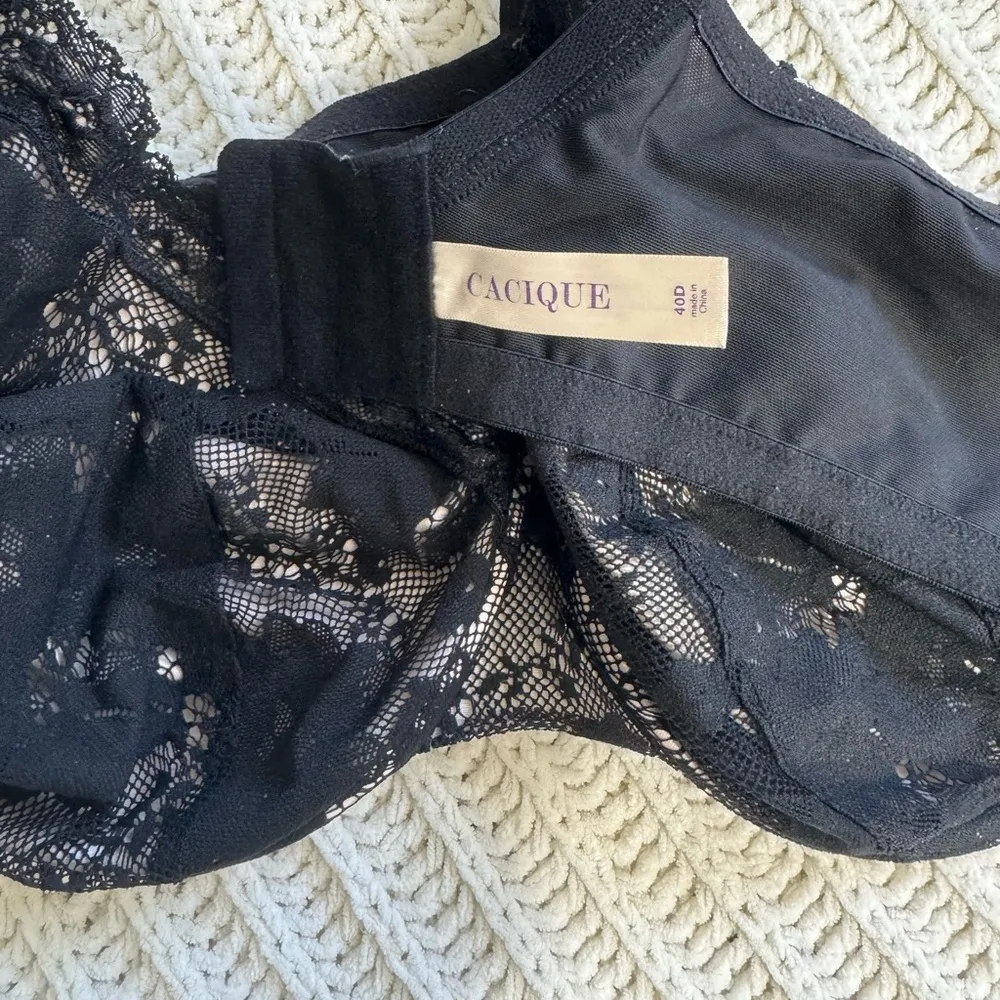 Cacique Lace Thick Strap Bra Size 40D - Image 4