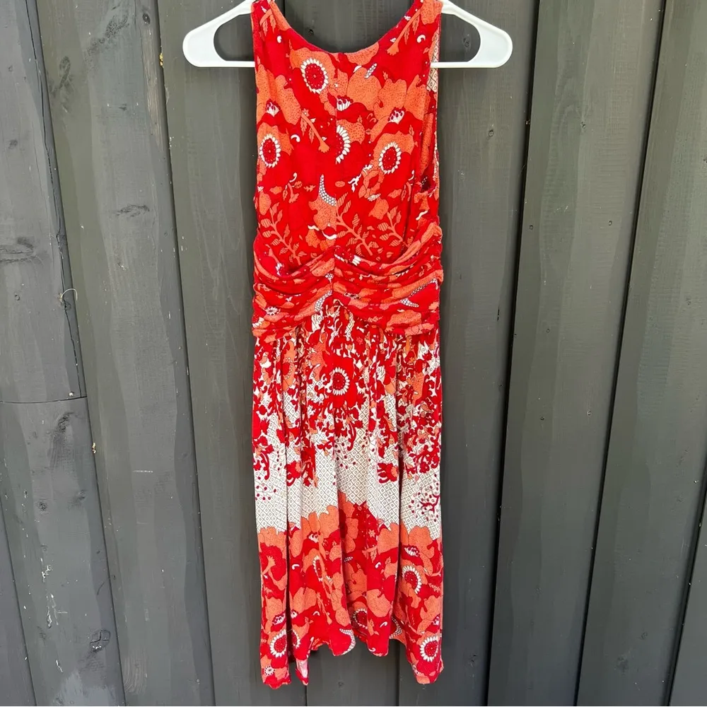 Anthropologie Lilka Coral Gardens Red and pink Floral
Sleeveless Dress sz small - Image 3